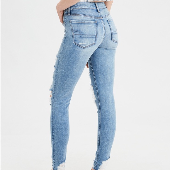 Light wash distressed jeans - Picture 3 of 14